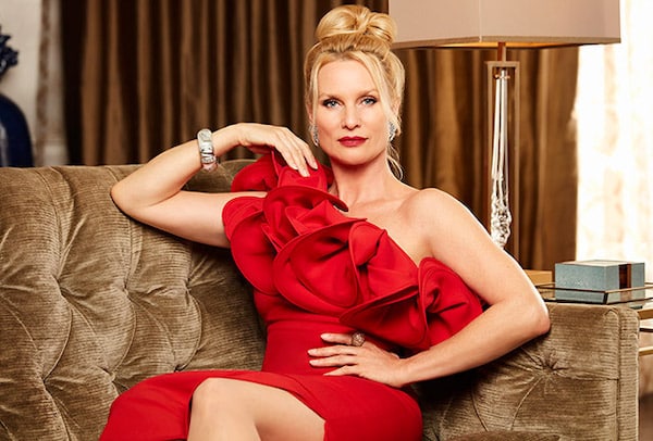 Découvrez ce que devient Nicollette Sheridan, l'icône de « Côte Ouest » et « Desperate Housewives »