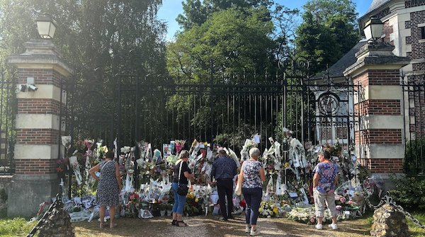 Un retour troublant : des visiteurs indésirables à Douchy… Anthony Delon capture des scènes choc