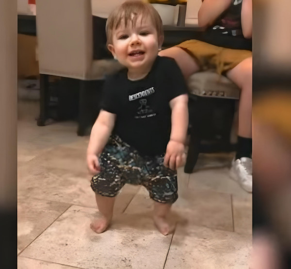 Cette danse pour enfants mérite d'être visionnée encore et encore : elle est vraiment extraordinaire