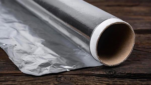 Découvrez pourquoi le papier aluminium est un indispensable dans votre placard