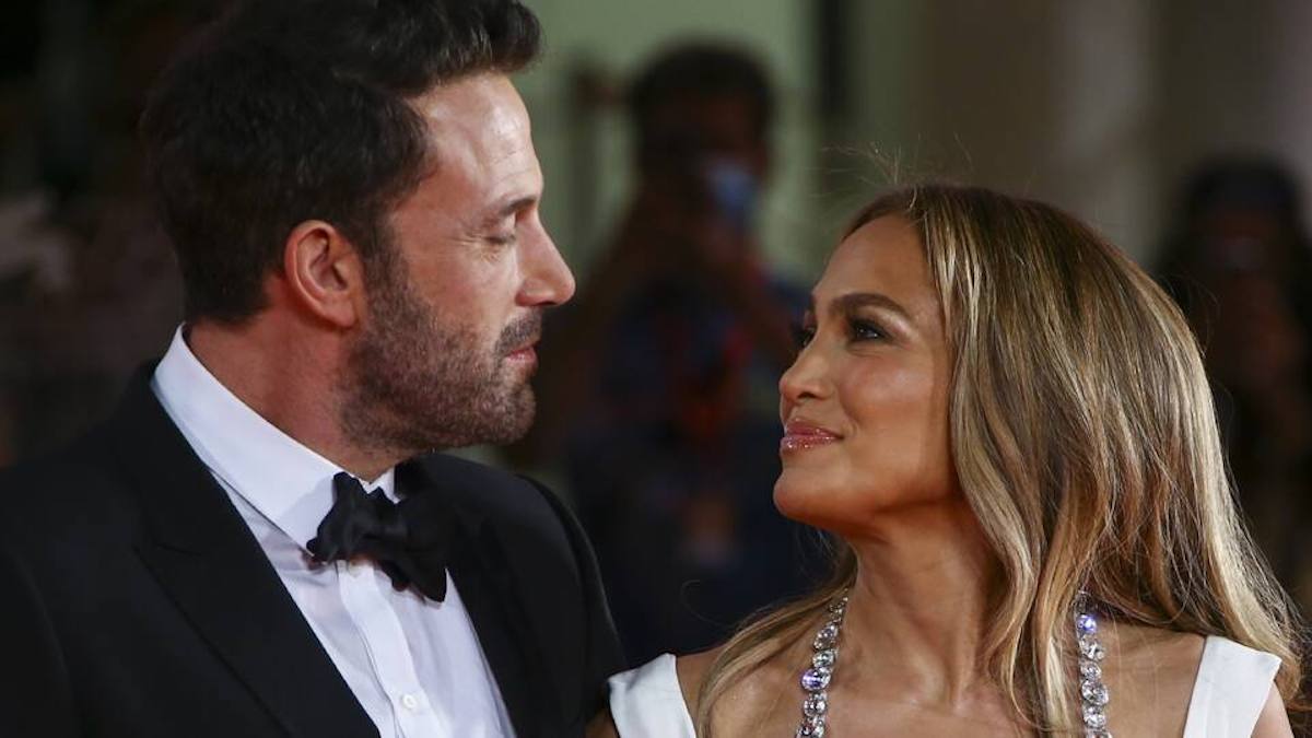 Jennifer Lopez se bat avec Ben Affleck dans la rue devant les caméras. Ils se maudissent !