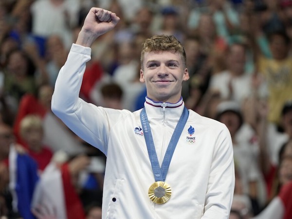 Léon Marchand : Tout ce que vous devez savoir sur le jeune prodige de la natation française