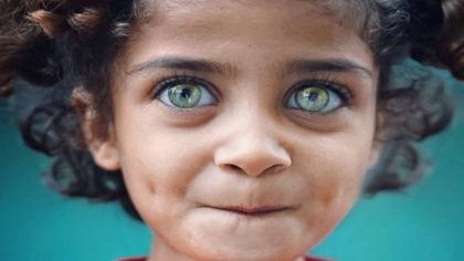 « Des yeux qui brillent plus que tous les diamants du monde » : 17 photos d'enfants aux yeux magnifiquement beaux