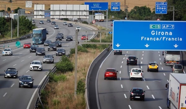 L’arnaque des vacances touche déjà 395 victimes : découvrez les derniers faits