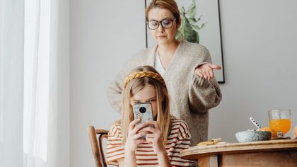 Une mère célibataire face à un dilemme : l'importance de la communication