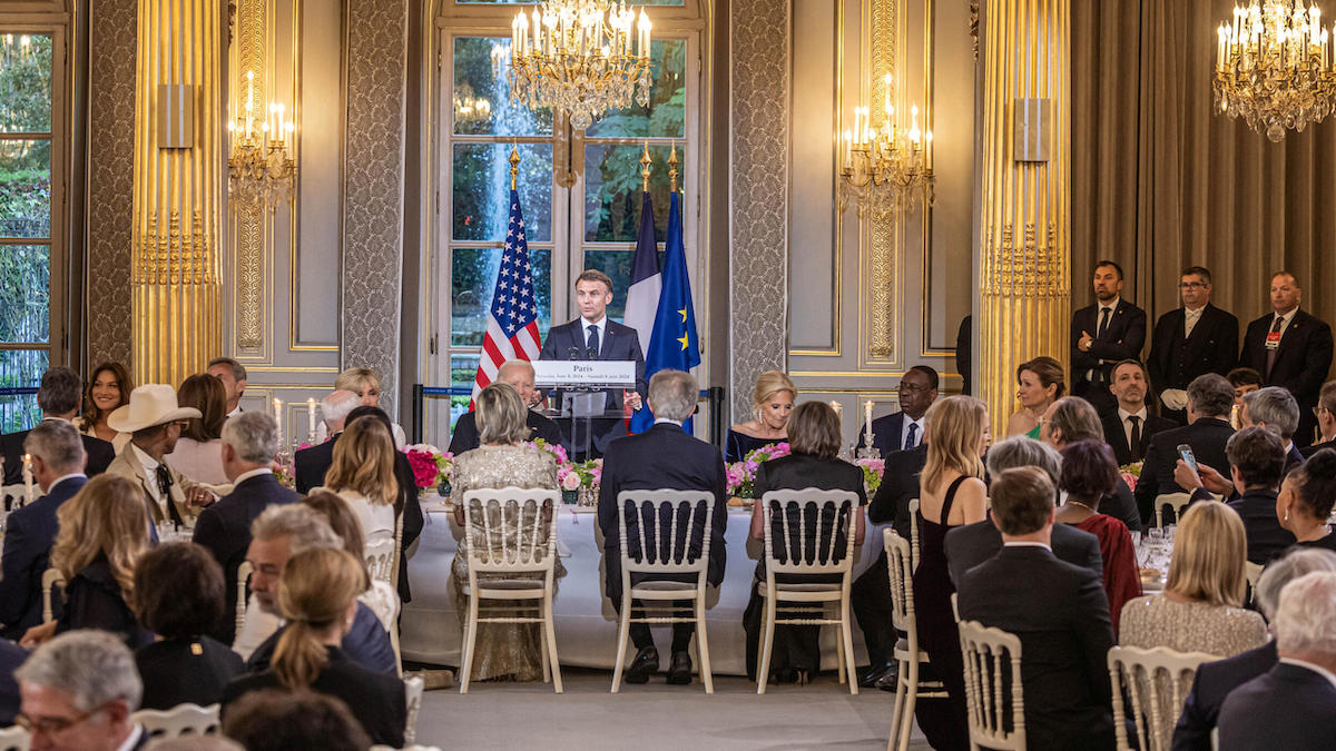 Les stars du dîner d’État à l’Élysée : Carla Bruni, Pharrell Williams et Bérénice Bejo