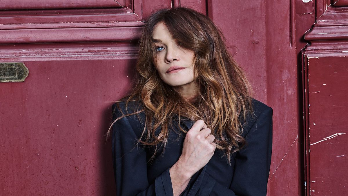 Carla Bruni et sa famille : un départ inattendu de leur château de 1500 m², le prestigieux palais de Castagneto Po désormais vendu