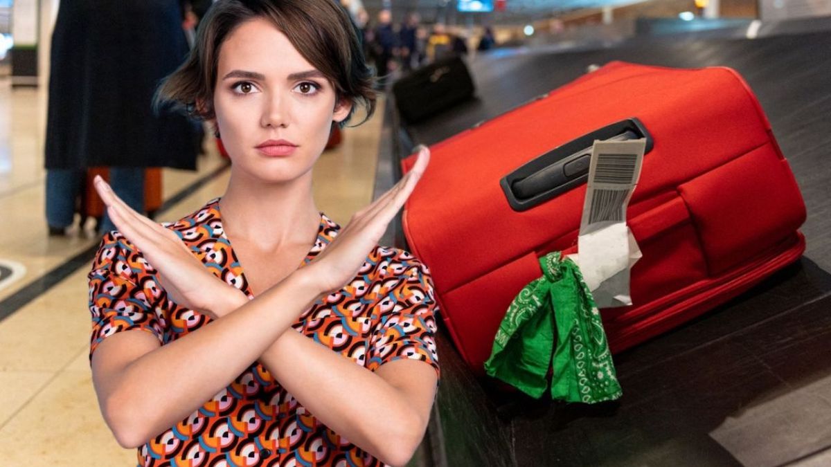 Découvrez pourquoi un simple ruban sur vos bagages pourrait vous coûter cher, selon un expert en bagages