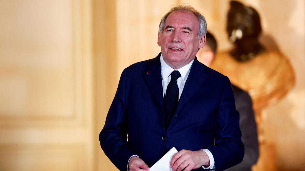 François Bayrou à Matignon : découvrez les dossiers brûlants qui attendent le nouveau Premier ministre