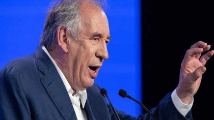 François Bayrou, Premier ministre : une annonce réjouissante pour les profs et les agriculteurs ?