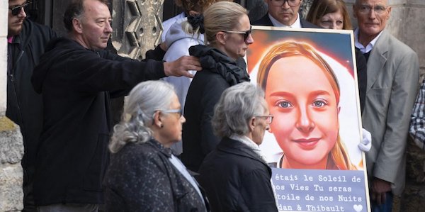 J'ai du mal à accepter la réalité" : la mère de la petite Lola se livre pour la première fois, deux ans après le drame