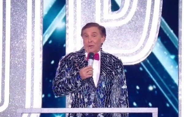 Le look scintillant de Jean-Pierre Foucault pour Miss France 2025 qui enflamme les internautes