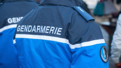 Mystère à Trouville : un jeune couple découvert sans vie, un suspect toujours en cavale