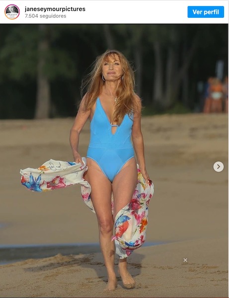 Jane Seymour : À 70 ans, l'ancienne James Bond girl exhibe un corps en pleine forme sur une plage à Hawaï