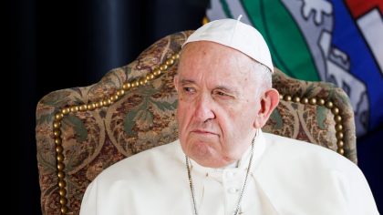 Le pape François hospitalisé à 88 ans : ce que l’on sait