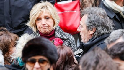 Obsèques de Catherine Laborde : découvrez les raisons des interruptions de la cérémonie