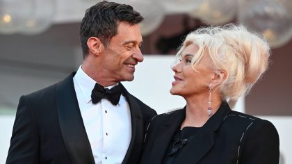 Hugh Jackman annonce sa séparation avec sa femme après 27 ans de mariage, exprimant "gratitude, amour et gentilesse"