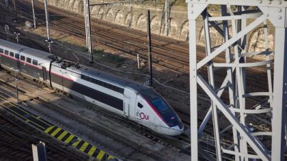 Un TGV heurte une voiture à un passage à niveau : la circulation entre Lyon et Grenoble perturbée